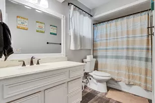 3606 E Creek Club Dr, Missouri City, TX 77459 - Photo 24