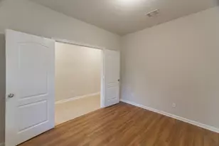 78 E Heritage Mill Cir, The Woodlands, TX 77375 - Photo 8