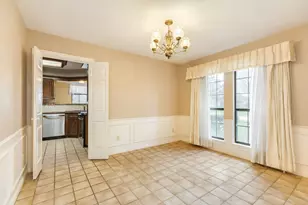 212 Any Way St, Lake Jackson, TX 77566 - Photo 4