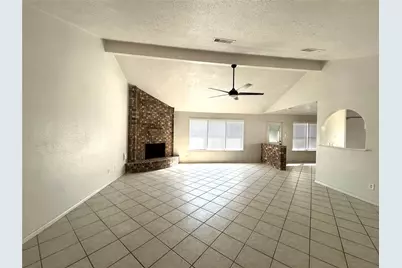 10102 Park Lane, La Porte, TX 77571 - Photo 4