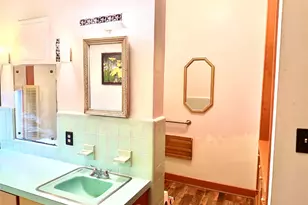 607 W Fox St, Caldwell, TX 77836 - Photo 8