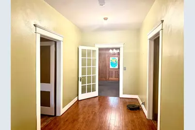 607 W Fox Street, Caldwell, TX 77836 - Photo 4