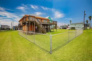 419 Thunder Rd, Surfside Beach, TX 77541 - Photo 2