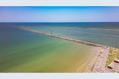 419 Thunder Road, Surfside Beach, TX 77541 - Photo 32