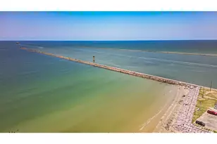 419 Thunder Rd, Surfside Beach, TX 77541 - Photo 32