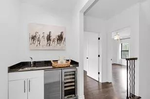 2144 Colquitt St, Houston, TX 77098 - Photo 34