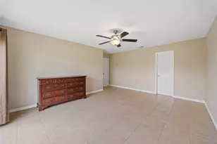 9206 Homeland Dr, Houston, TX 77083 - Photo 26