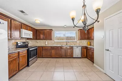 9206 Homeland Drive, Houston, TX 77083 - Photo 18