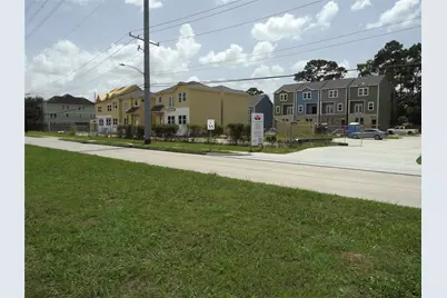3232 Creekmont Dr, Houston, TX 77091 - Photo 18