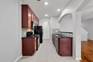 8910 Minola Oaks Dr, Houston, TX 77064 - Photo 10