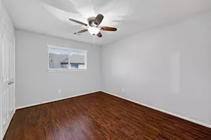 8910 Minola Oaks Dr, Houston, TX 77064 - Photo 20