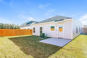 8211 Burnt Orchid Dr, Houston, TX 77016 - Photo 16