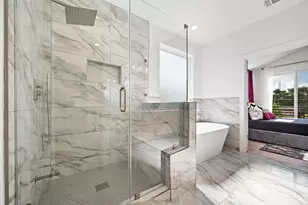 207 E 38th St, Houston, TX 77018 - Photo 12