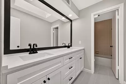 310 Power Court, Sugar Land, TX 77478 - Photo 14