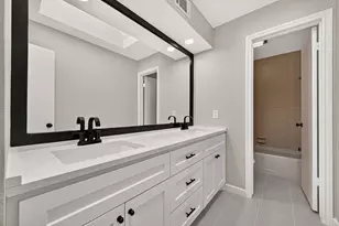 310 Power Ct, Sugar Land, TX 77478 - Photo 14
