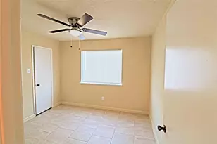 7603 Loro Linda Dr, Houston, TX 77083 - Photo 16