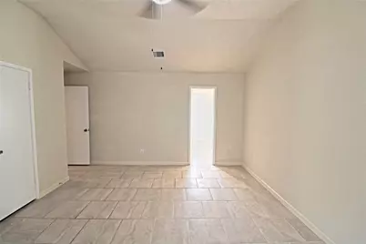 7603 Loro Linda Drive, Houston, TX 77083 - Photo 8