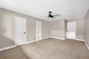 5730 Old Lodge Dr, Houston, TX 77066 - Photo 8