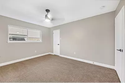 5730 Old Lodge Drive, Houston, TX 77066 - Photo 10