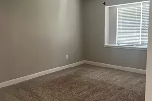 5730 Old Lodge Dr, Houston, TX 77066 - Photo 6