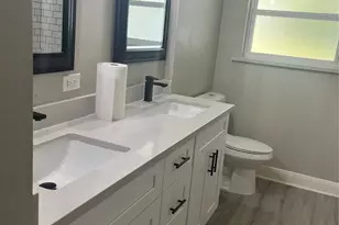 5730 Old Lodge Dr, Houston, TX 77066 - Photo 10