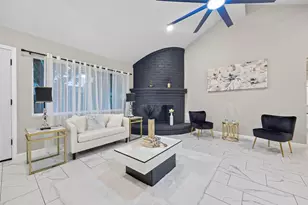 16330 Green Shade Dr, Houston, TX 77090 - Photo 10