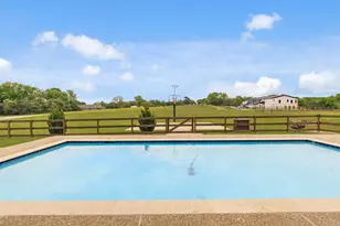 928 Azalea Dr, Franklin, TX 77856 - Photo 42