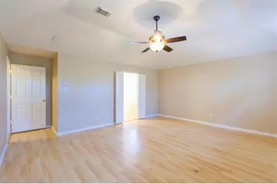 13630 Country Green Court, Houston, TX 77059 - Photo 24