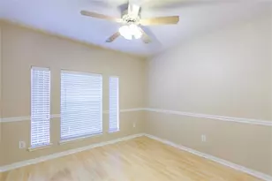 13630 Country Green Ct, Houston, TX 77059 - Photo 22