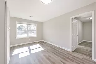 5130 Ripplebrook Dr, Houston, TX 77045 - Photo 8