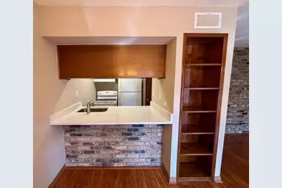 2201 Fountain View Drive #61, Houston, TX 77057 - Photo 4