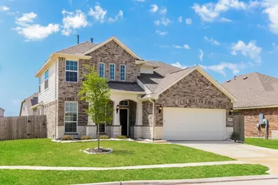 439 Sky Ridge Drive, Alvin, TX 77511 - Photo 2