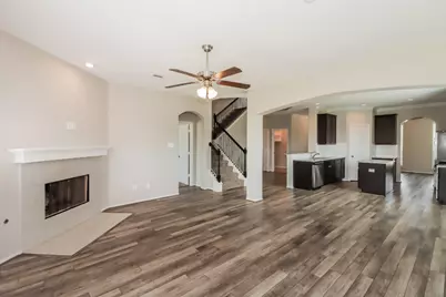 439 Sky Ridge Drive, Alvin, TX 77511 - Photo 4