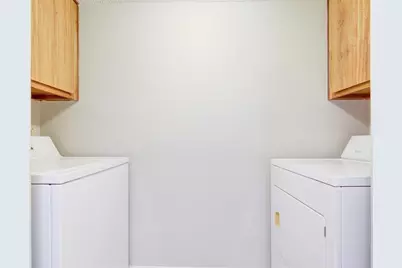 1900 Bay Area Boulevard #T-194, Houston, TX 77058 - Photo 8