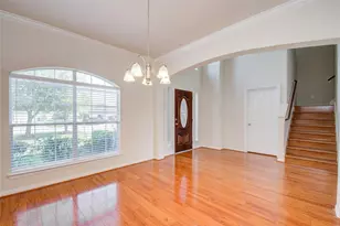 114 Northbay Ct, Dickinson, TX 77539 - Photo 4