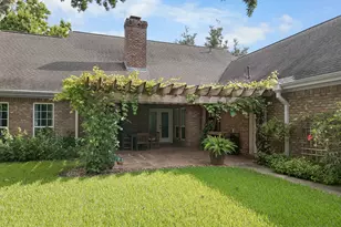 603 Renaldo St, Dickinson, TX 77539 - Photo 8