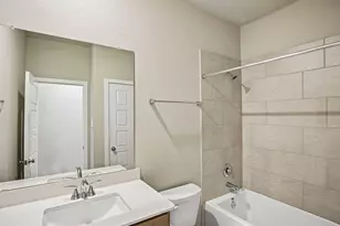 415 Gram Hl Dr, Montgomery, TX 77316 - Photo 8