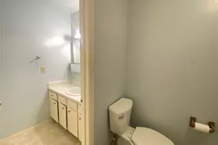 12177 Sharpview Dr, Houston, TX 77072 - Photo 20