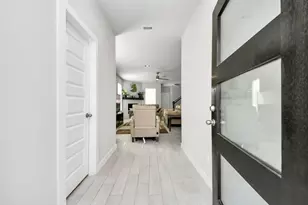 2222 Emerald Diamond Ct, Fresno, TX 77545 - Photo 4