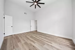 1114 N Nottingham Dr, League City, TX 77573 - Photo 20