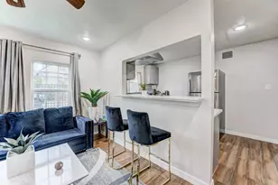 2720 Truxillo St, Houston, TX 77004 - Photo 2