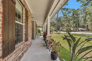 13957 Challenger Dr, Willis, TX 77318 - Photo 6