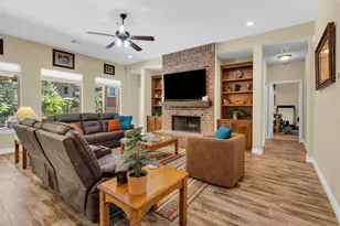 13957 Challenger Dr, Willis, TX 77318 - Photo 8