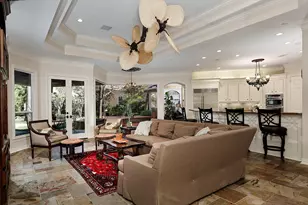 22 W Bracebridge Cir, The Woodlands, TX 77382 - Photo 14