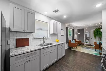 5507 Greylog Drive, Houston, TX 77048 - Photo 10