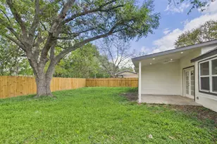 2002 Jones St, Rosenberg, TX 77471 - Photo 30