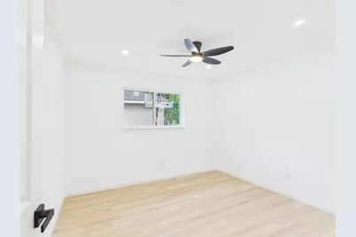 2002 Jones Street, Rosenberg, TX 77471 - Photo 10
