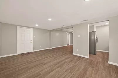 10141 Chadwick Street, Houston, TX 77029 - Photo 6