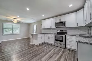 7506 Bluebonnet St, Pearland, TX 77584 - Photo 10