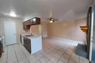 13433 Castilian Dr, Houston, TX 77015 - Photo 2